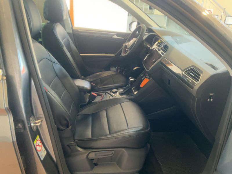 Volkswagen Tiguan 2.0 TDI Advance 4Motion BlueMotion Tech 2019 – снимка 16