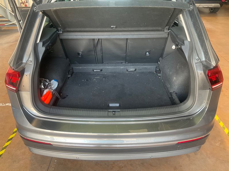 Volkswagen Tiguan 2.0 TDI Advance 4Motion BlueMotion Tech 2019 – снимка 15