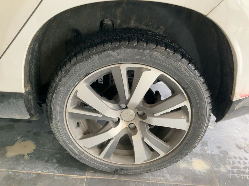Peugeot 2008 1.6 Blue-HDi Allure 2016 – снимка 5