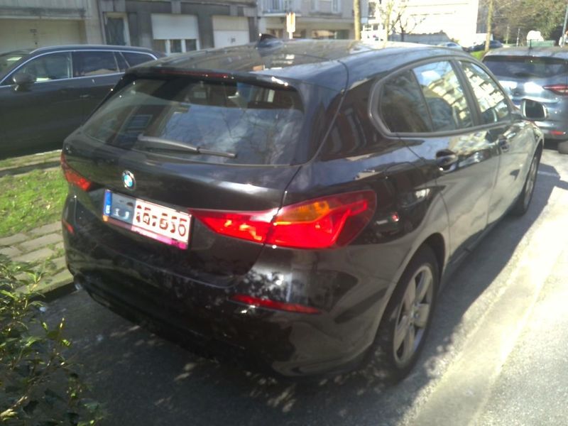 BMW 1er 116d Advantage 2019 – снимка 3