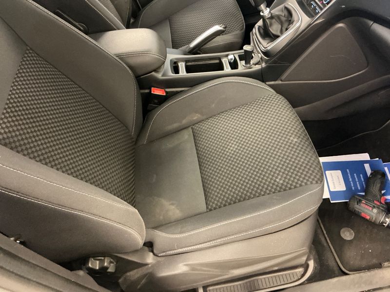 Ford C-Max 1.0 EcoBoost Sport 2018 – снимка 30