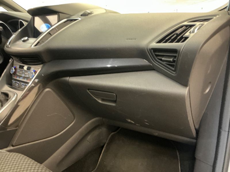 Ford C-Max 1.0 EcoBoost Sport 2018 – снимка 27