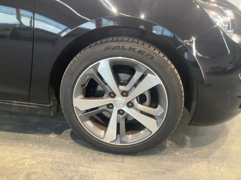 Peugeot 308 1.2 e-THP Style 2016 – снимка 11