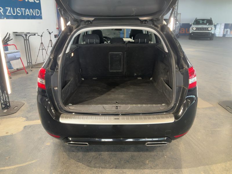 Peugeot 308 1.2 e-THP Style 2016 – снимка 15