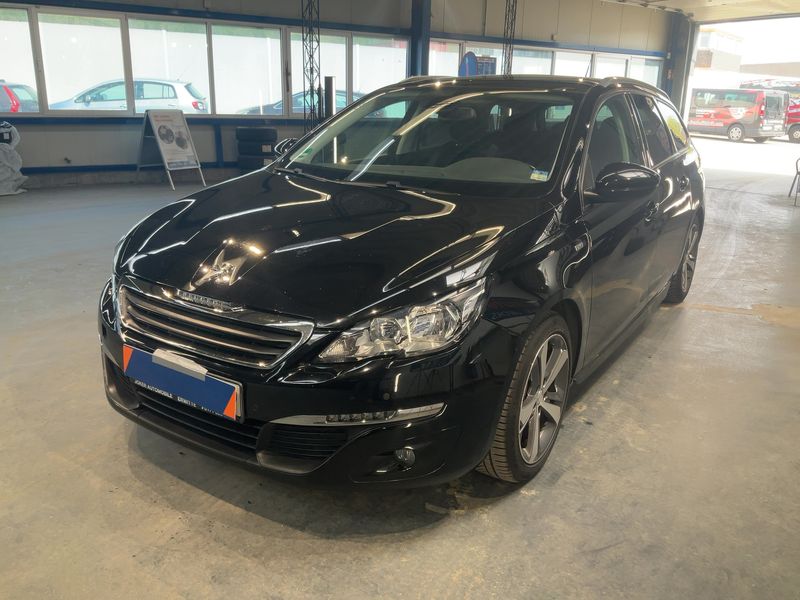 Peugeot 308 1.2 e-THP Style 2016 – снимка 1
