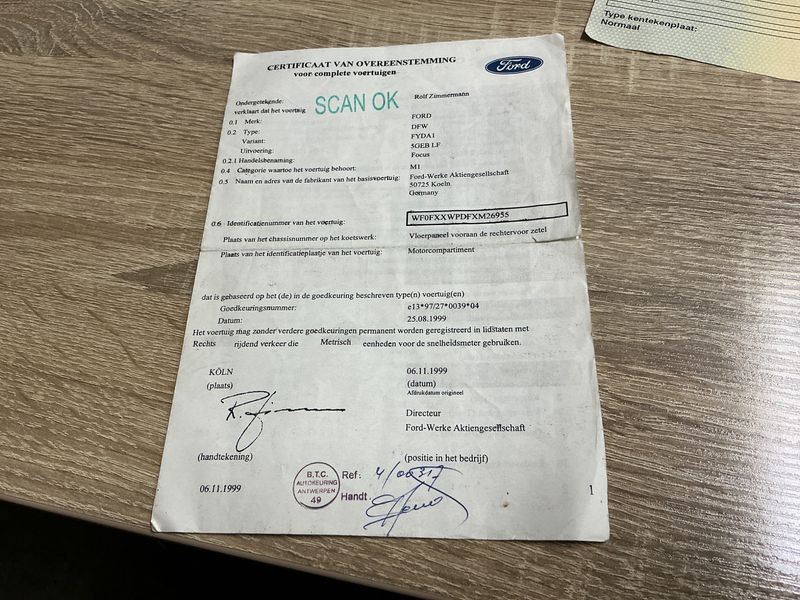 Ford Focus 1.6 Ghia 1999 – снимка 6