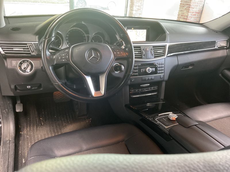 Mercedes-Benz E-Klasse E 200 CGI BlueEfficiency Avantgarde 2012 – снимка 18