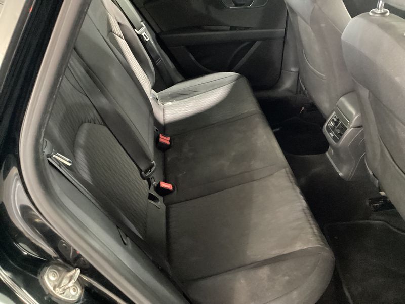 Seat Leon 1.6 TDI Style 2014 – снимка 19