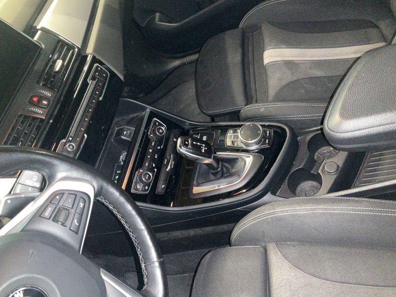 BMW 2er 218d Gran Tourer xDrive Advantage 2018 – снимка 23