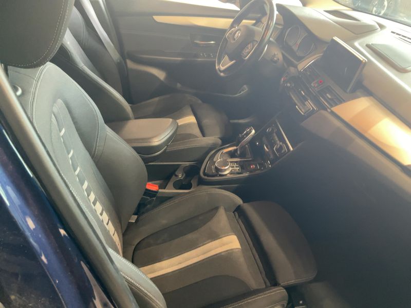 BMW 2er 218d Gran Tourer xDrive Advantage 2018 – снимка 17