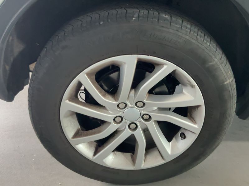 Land Rover Discovery Sport 2.0 Td4 SE AWD 2019 – снимка 9