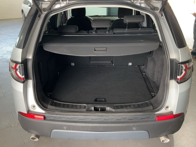 Land Rover Discovery Sport 2.0 Td4 SE AWD 2019 – снимка 15