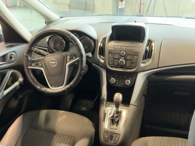 Opel Zafira Tourer 1.4 Turbo Edition 2013 – снимка 18