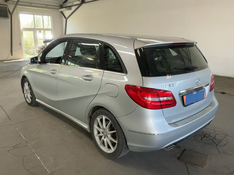 Mercedes-Benz B-Klasse B 220 4Matic 2014 – снимка 6