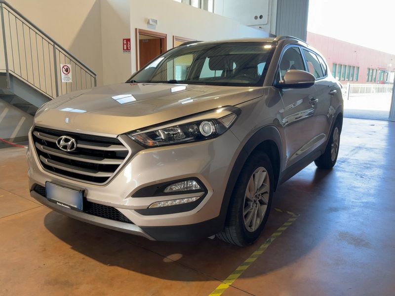 Hyundai Tucson 1.7 CRDi Comfort ISG 2WD 2016 – снимка 1