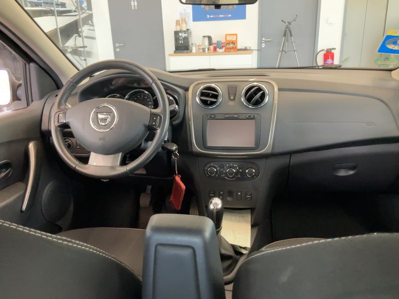 Dacia Logan MCV 0.9 TCe Prestige 2015 – снимка 18