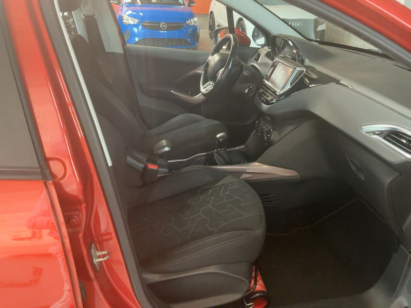 Peugeot 2008 1.6 Blue-HDi Active 2015 – снимка 16