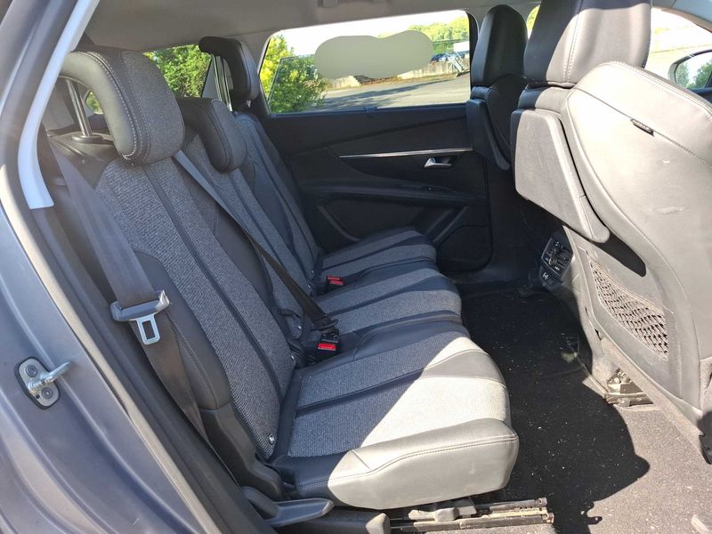 Peugeot 5008 1.5 Blue-HDi Allure 2020 – снимка 14