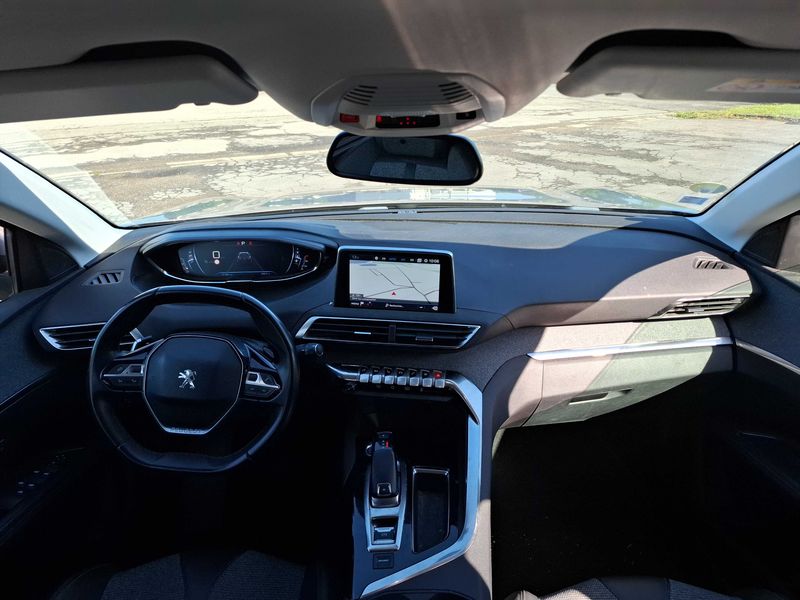 Peugeot 5008 1.5 Blue-HDi Allure 2020 – снимка 11