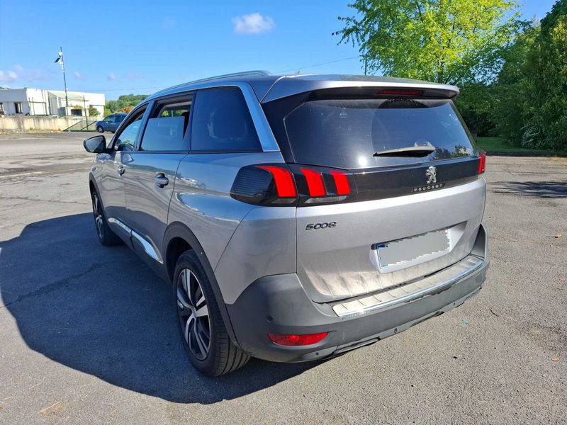 Peugeot 5008 1.5 Blue-HDi Allure 2020 – снимка 3
