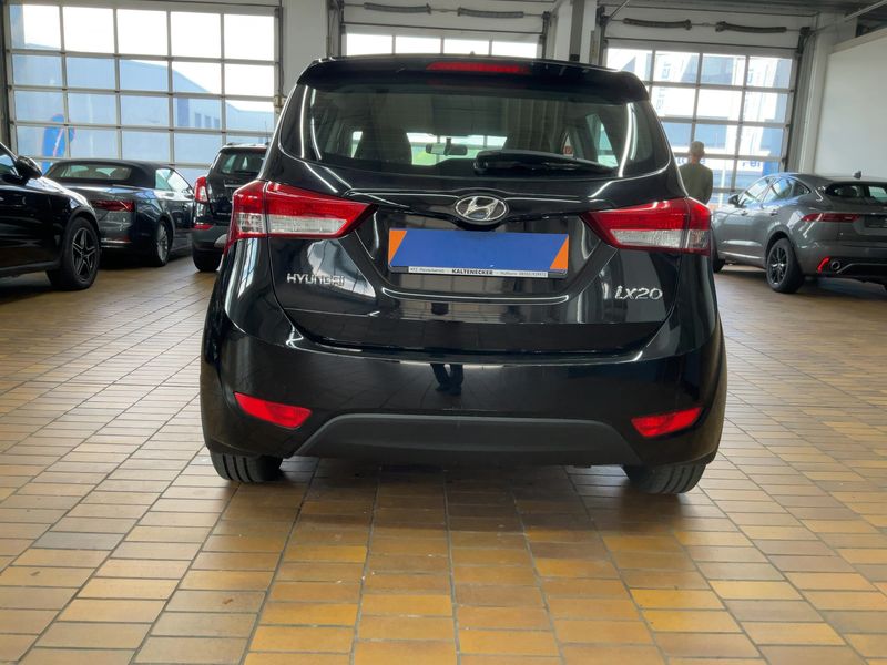 Hyundai ix20 1.4 CRDi Comfort 2016 – снимка 7