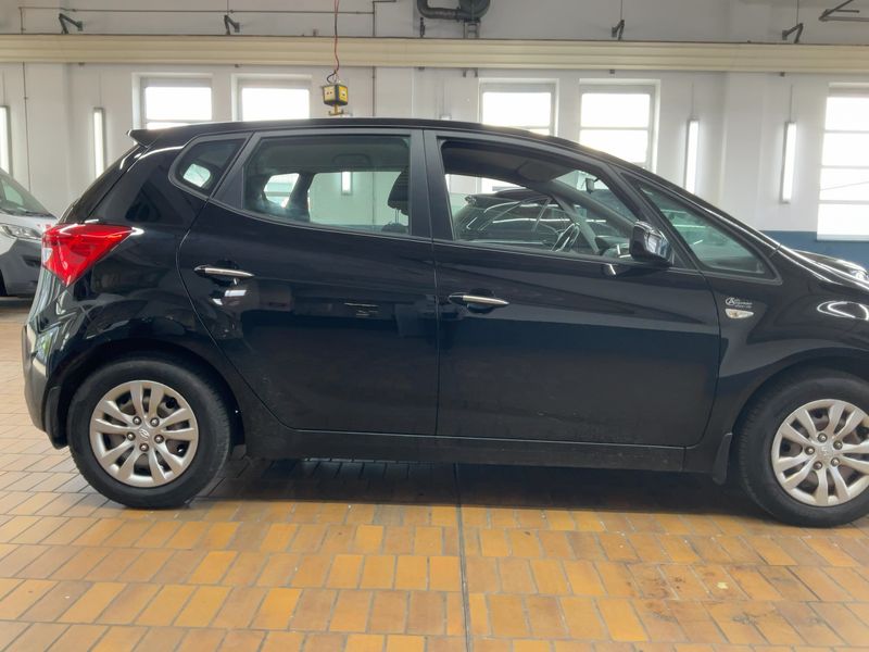 Hyundai ix20 1.4 CRDi Comfort 2016 – снимка 10