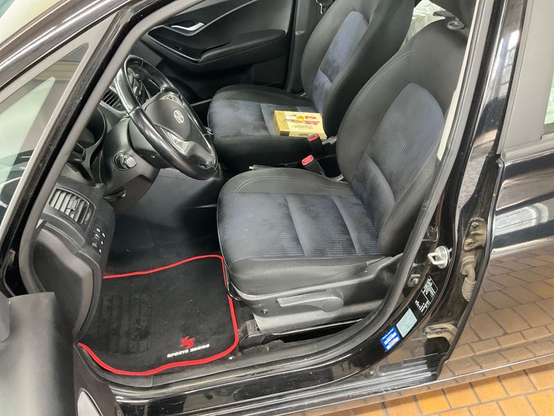Hyundai ix20 1.4 CRDi Comfort 2016 – снимка 36