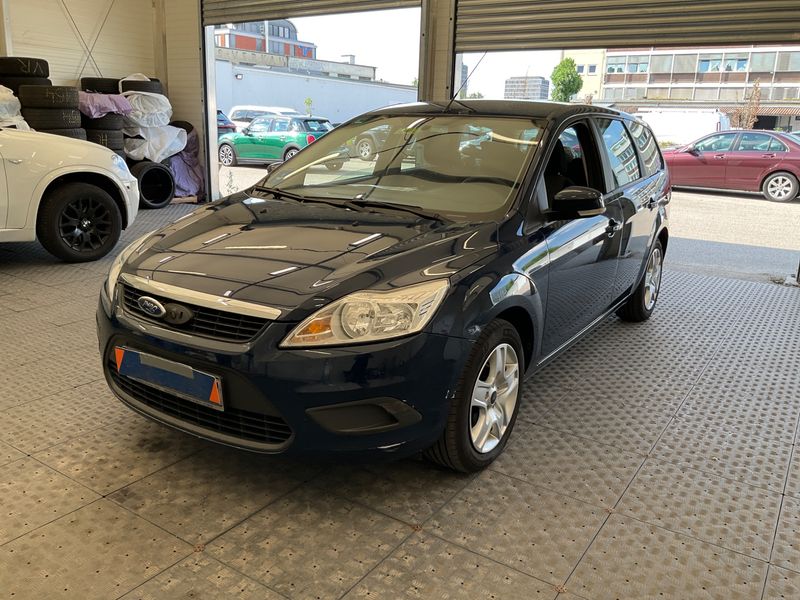 Ford Focus 1.6 Style+ 2010 – снимка 1