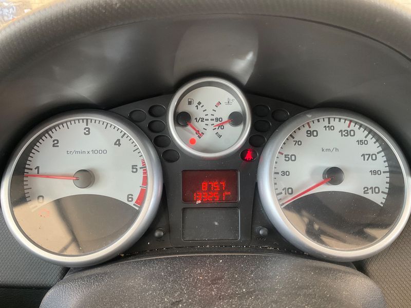 Peugeot 207 1.4 HDi X-Line 2009 – снимка 4