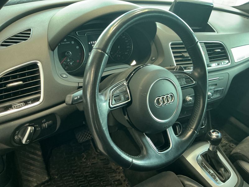 Audi Q3 2.0 TFSI quattro Sport 2017 – снимка 24