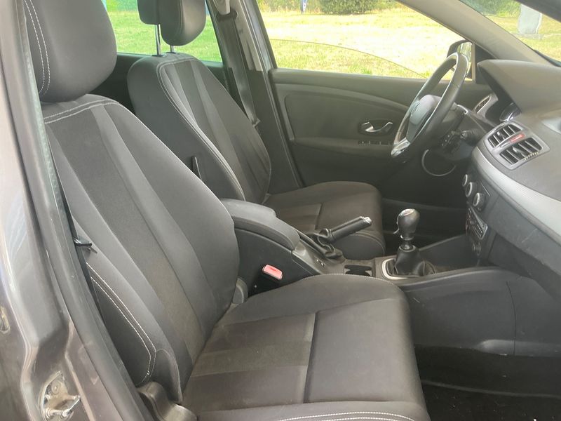 Renault Megane 1.5 dCi Dynamique 2010 – снимка 3