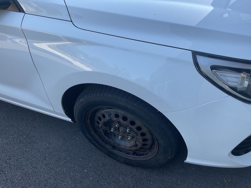 Hyundai i30 1.6 CRDi Edition 30 2021 – снимка 23