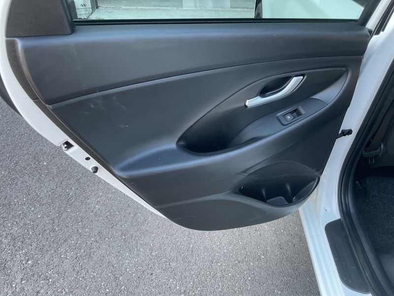 Hyundai i30 1.6 CRDi Edition 30 2021 – снимка 33