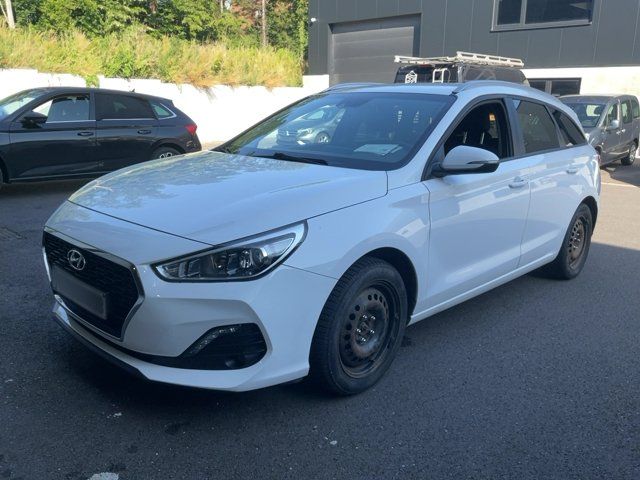 Hyundai i30 1.6 CRDi Edition 30 2021 – снимка 2
