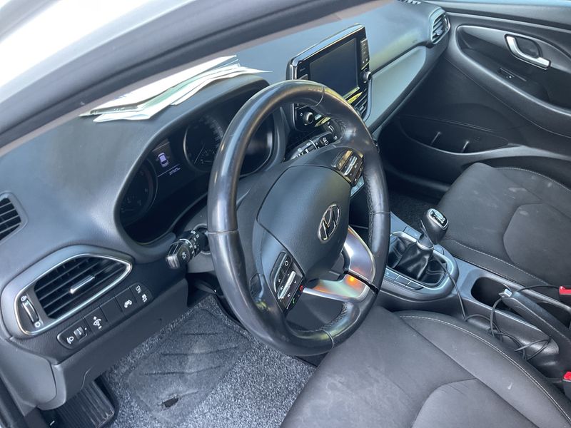 Hyundai i30 1.6 CRDi Edition 30 2021 – снимка 35