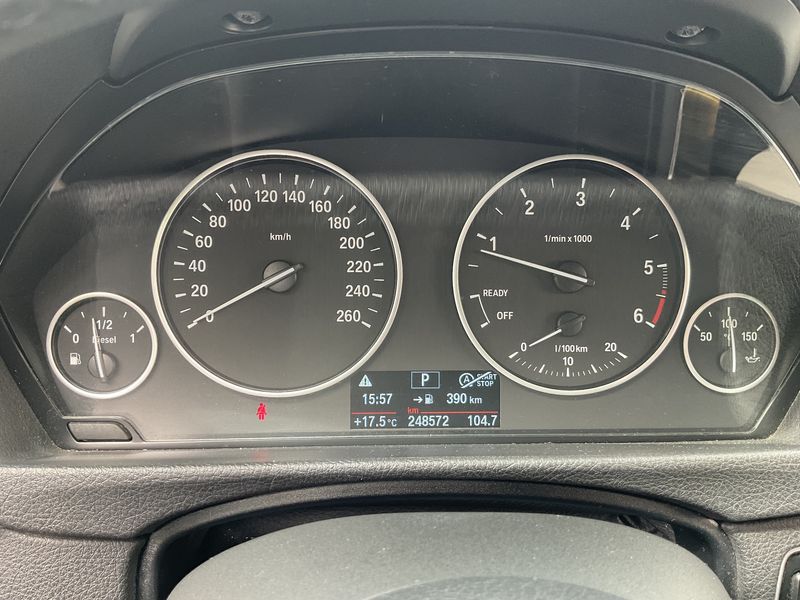 BMW 3er 318d Advantage 2017 – снимка 18