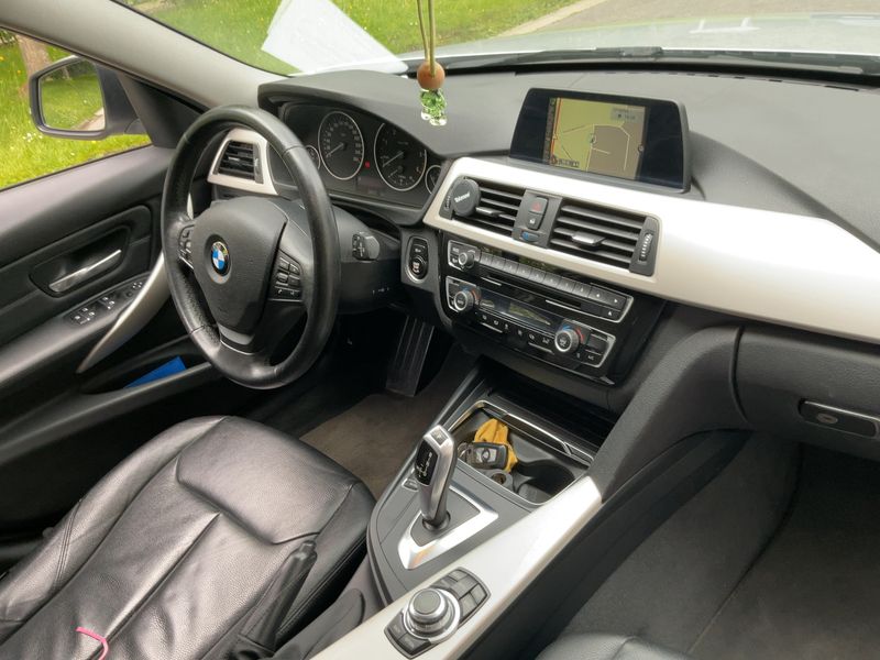 BMW 3er 318d Advantage 2017 – снимка 17
