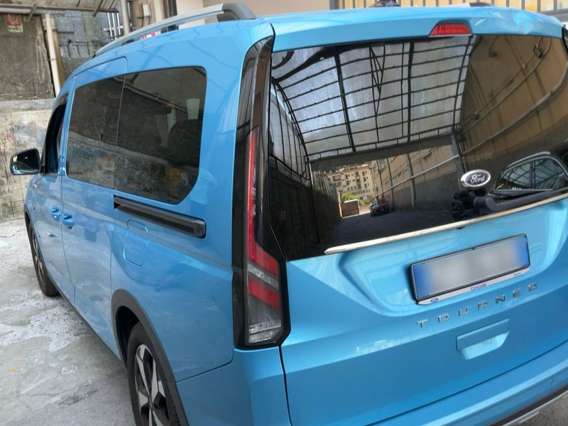 Ford Grand Tourneo Connect 2.0 TDCi EcoBlue Active 2024 – снимка 6