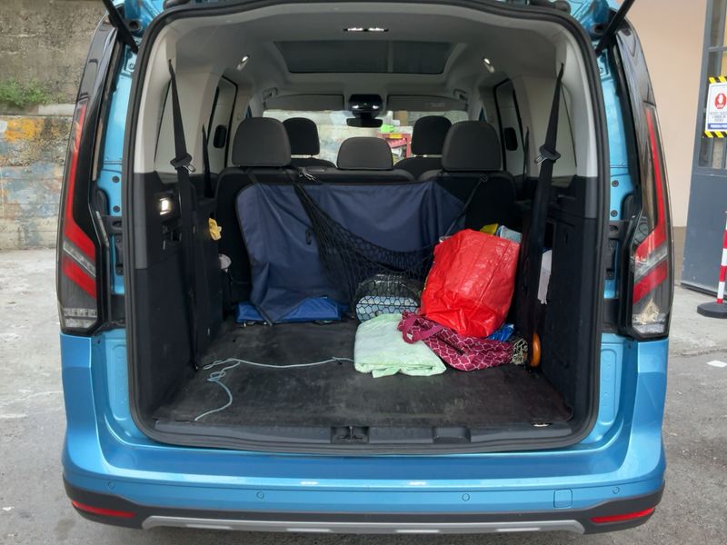 Ford Grand Tourneo Connect 2.0 TDCi EcoBlue Active 2024 – снимка 15
