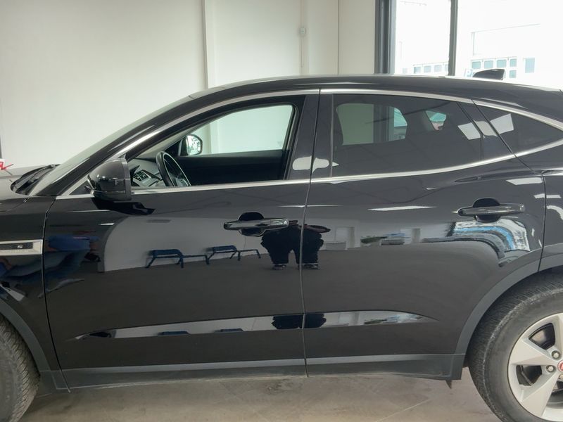 Jaguar E-Pace D150 S AWD 2019 – снимка 4