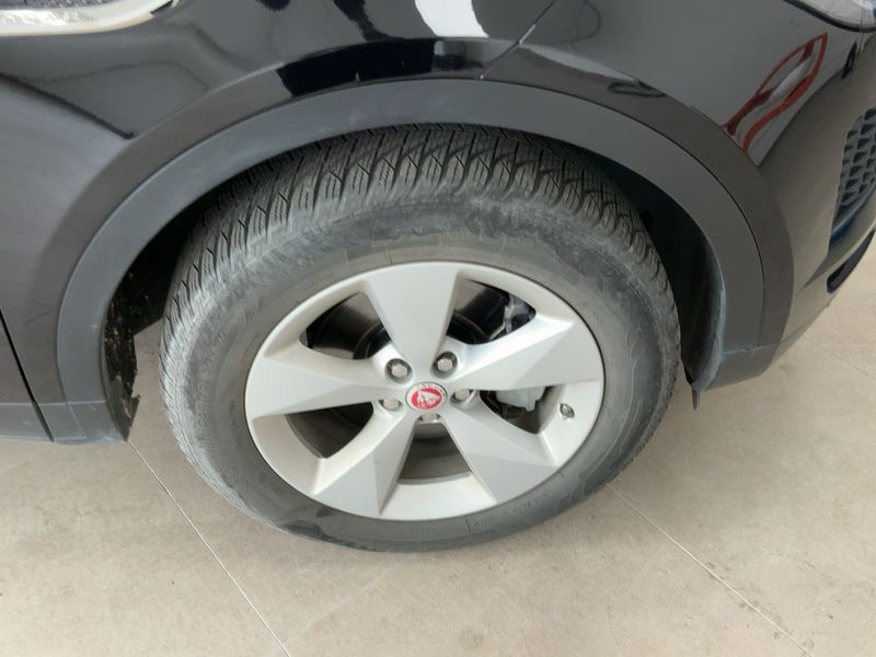 Jaguar E-Pace D150 S AWD 2019 – снимка 11