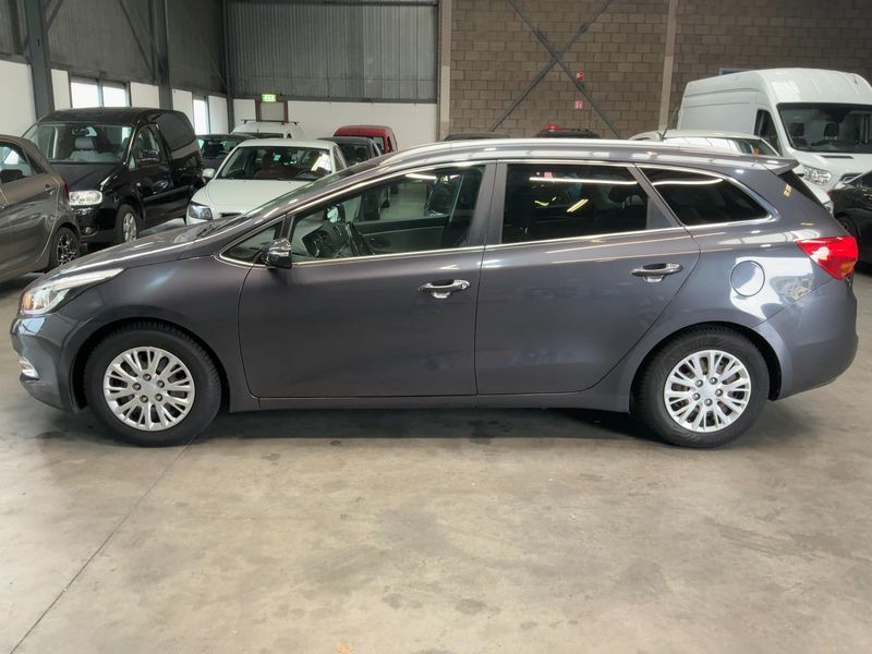 Kia cee'd 1.6 GDI Edition 7 2015 – снимка 4