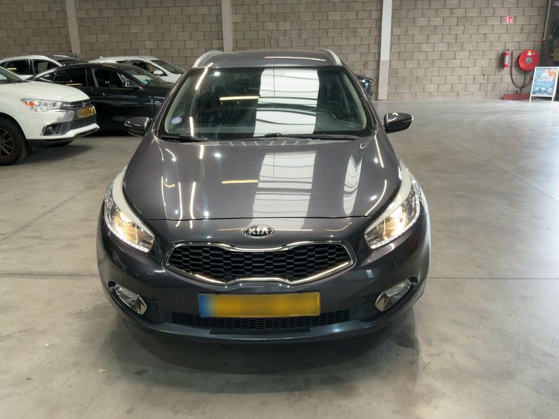 Kia cee'd 1.6 GDI Edition 7 2015 – снимка 14