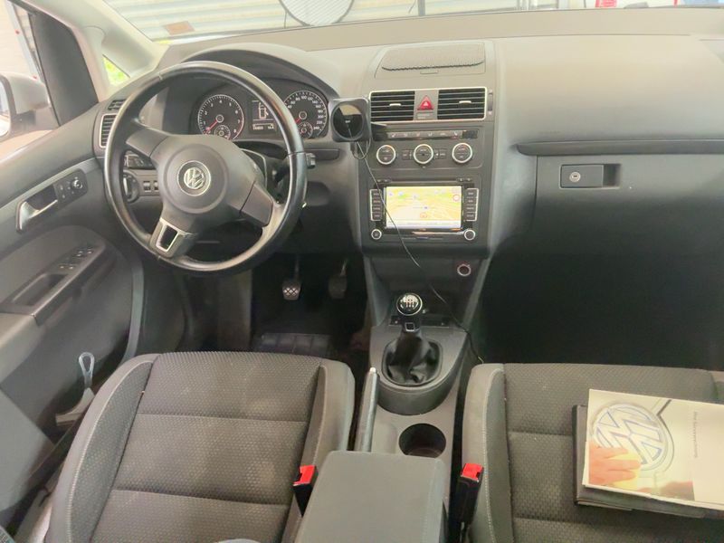 Volkswagen Touran 1.4 TSI Comfortline 2014 – снимка 17