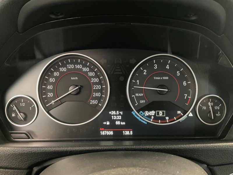 BMW 3er 335i xDrive 2013 – снимка 19