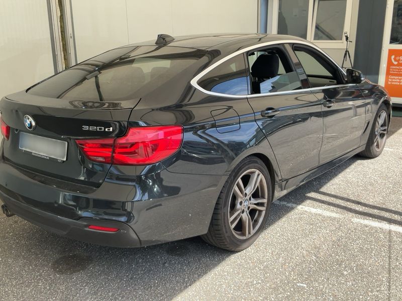 BMW 3er 320d GT M Sport 2018 – снимка 8