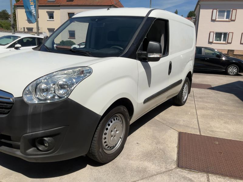 Opel Combo 1.4 Turbo Kasten L1H1 2,4t 2015 – снимка 2