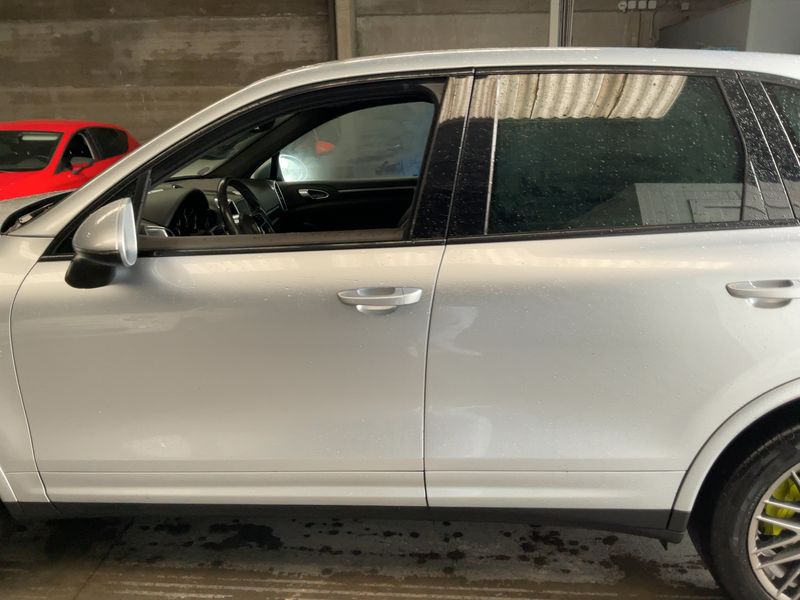 Porsche Cayenne S E-Hybrid Platinum Edition 2017 – снимка 4