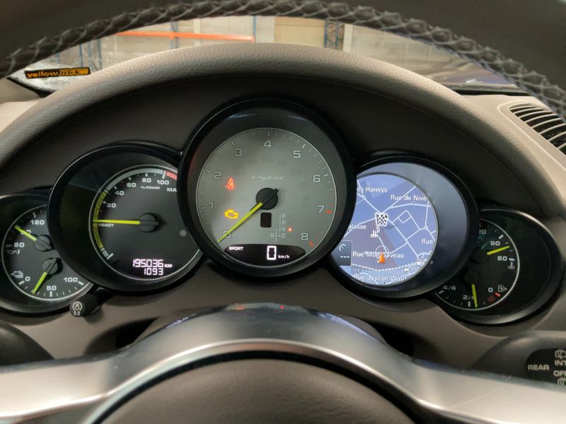 Porsche Cayenne S E-Hybrid Platinum Edition 2017 – снимка 18