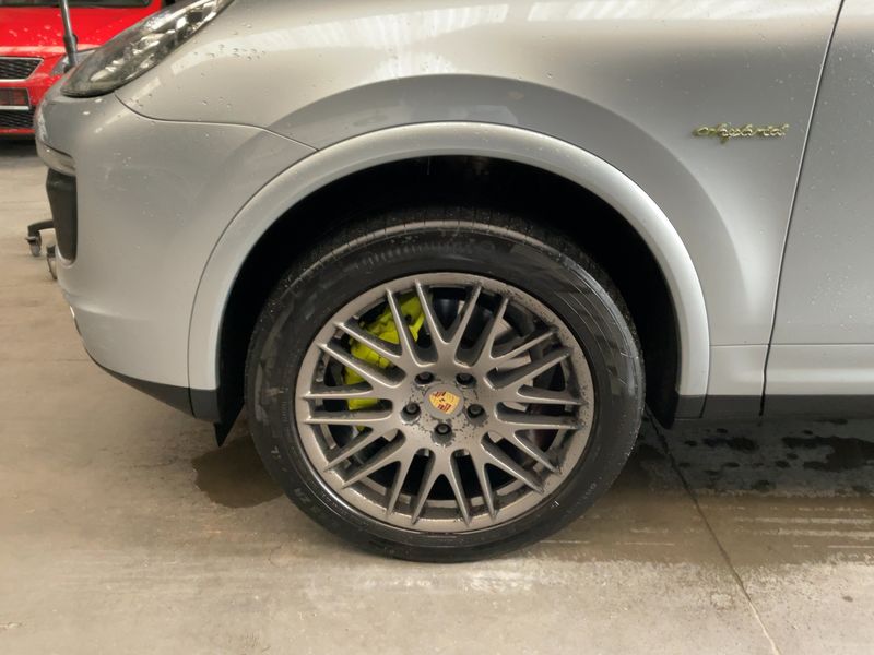 Porsche Cayenne S E-Hybrid Platinum Edition 2017 – снимка 3